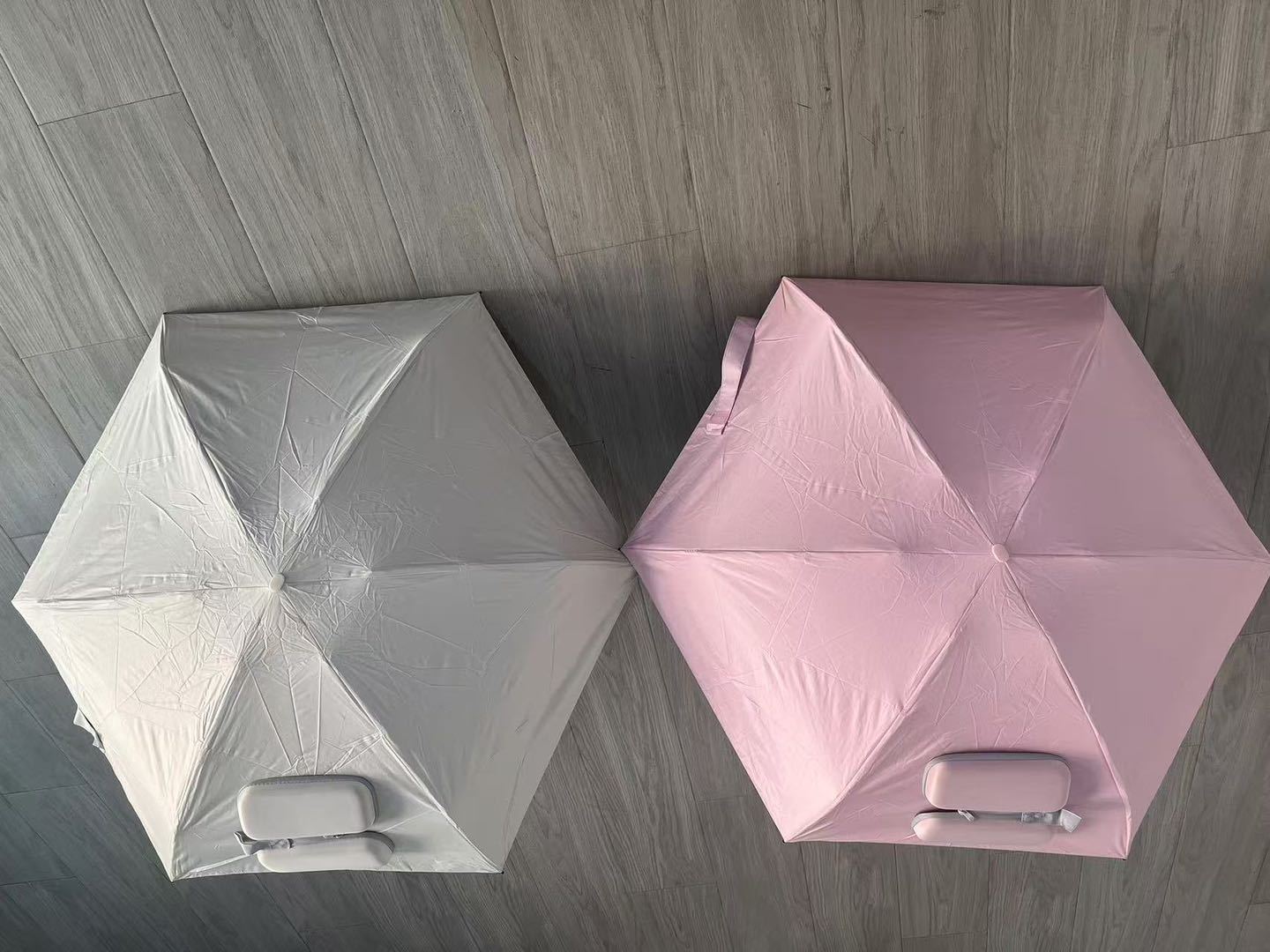 Mini Flat Umbrella with Hard Case OEM detail photo 4